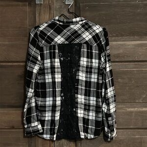 0+0 exclusively‎ for Stitch Fix Size M Long sleeve button-down shirt Plaid Lace